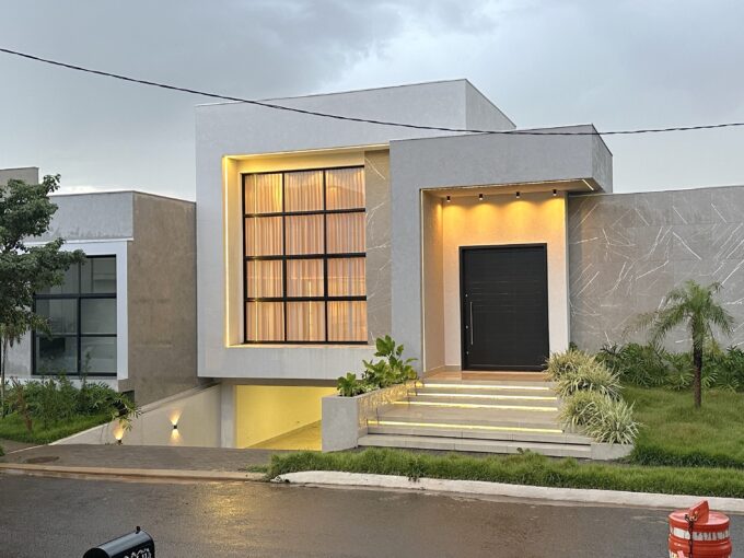 Fachada moderna e imponente