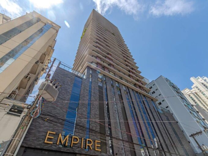 Fachada do Empire Residence, edificio de alto padrao em Balneario Camboriu